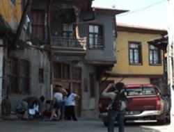 Adı var kendi yok
