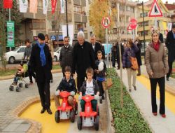 Miniklere ‘trafik’ parkı